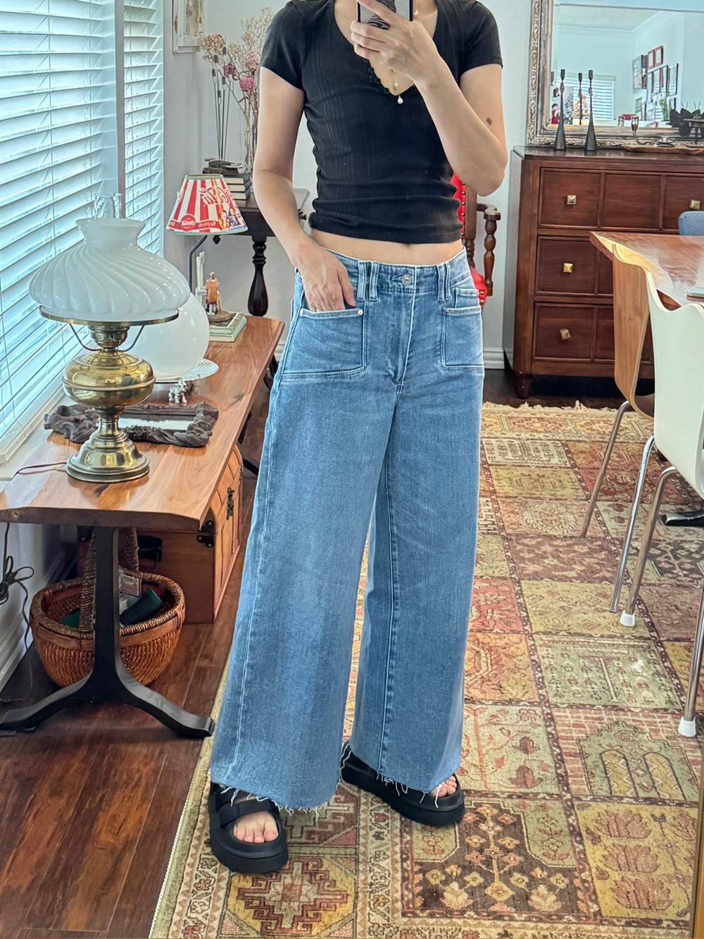 Paige Anessa High Waist Wide Leg Jeans Size 28